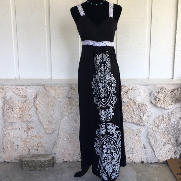Black & white Plus size Maxi dress - Picture 3 of 8